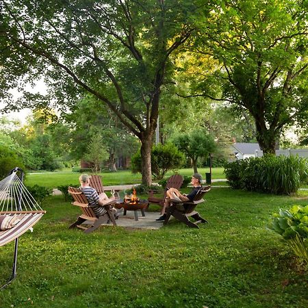 Brampton 1860 Bed & Breakfast Честъртаун Екстериор снимка