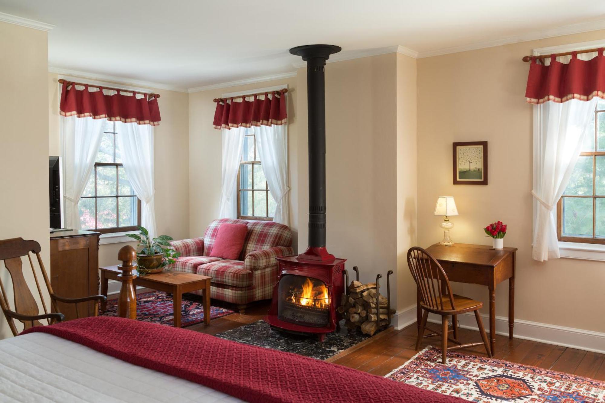 Brampton 1860 Bed & Breakfast Честъртаун Екстериор снимка