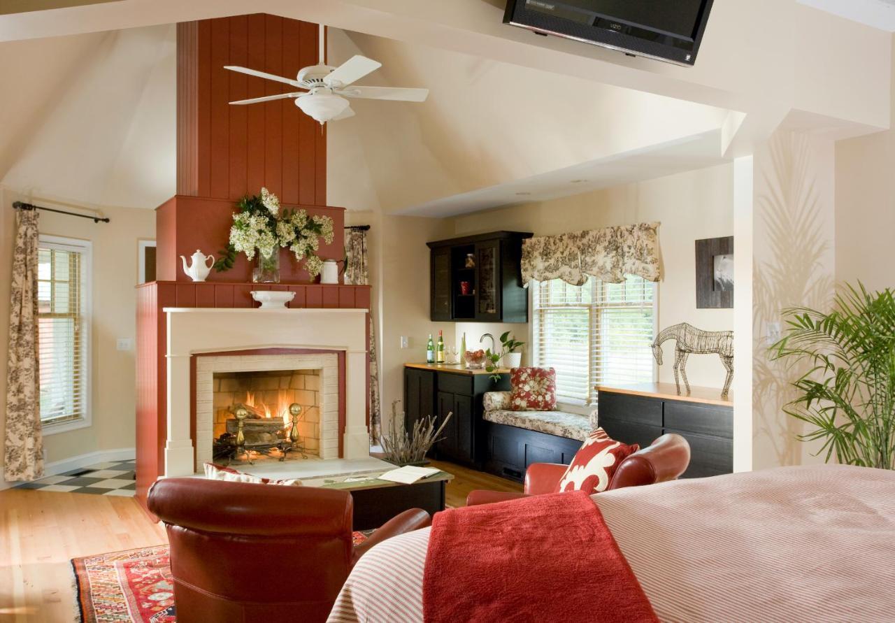 Brampton 1860 Bed & Breakfast Честъртаун Екстериор снимка
