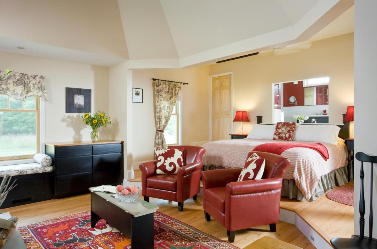 Brampton 1860 Bed & Breakfast Честъртаун Екстериор снимка