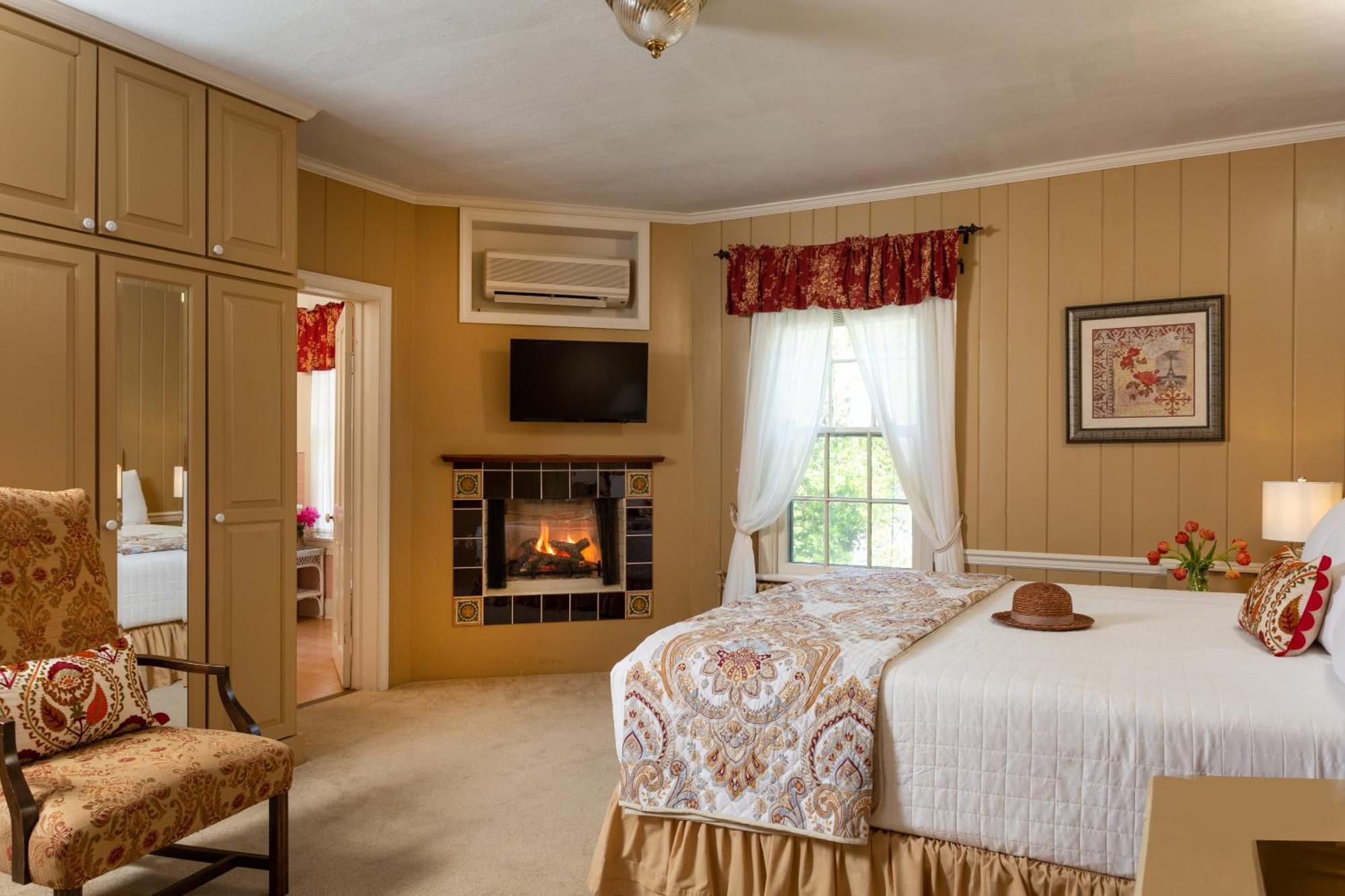 Brampton 1860 Bed & Breakfast Честъртаун Екстериор снимка