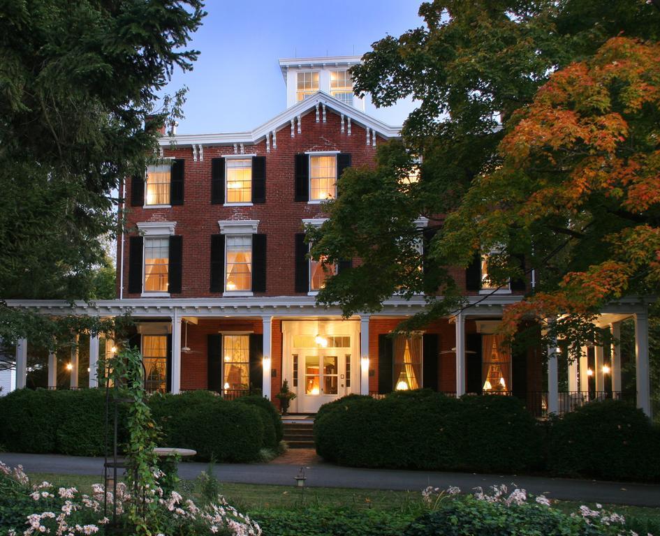 Brampton 1860 Bed & Breakfast Честъртаун Екстериор снимка