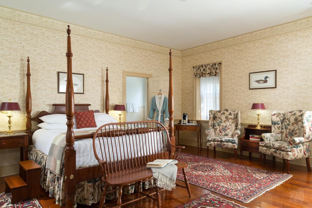 Brampton 1860 Bed & Breakfast Честъртаун Стая снимка