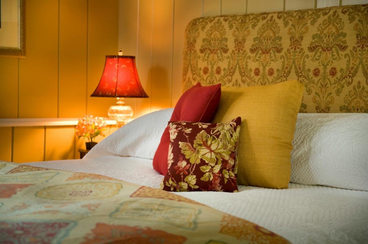 Brampton 1860 Bed & Breakfast Честъртаун Екстериор снимка
